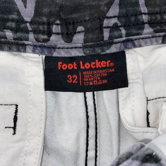 Foot locker 100% cotton faded camo print chino shorts sz 32 men - Picture 4 of 6